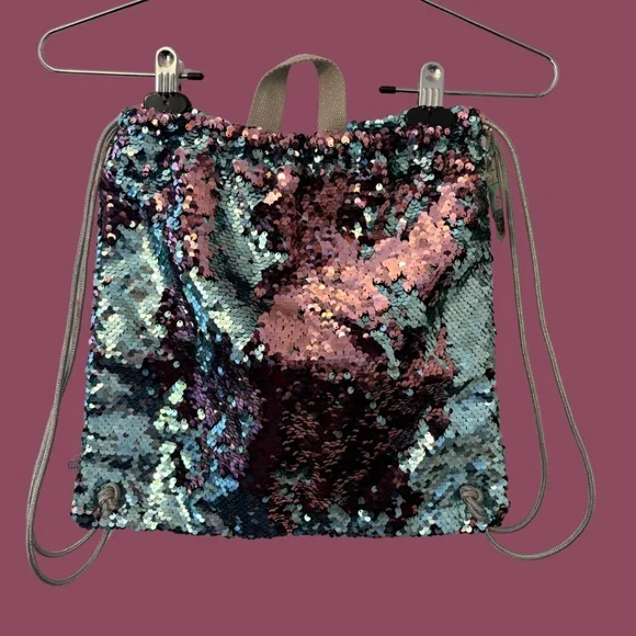 Target Color Changing Kid’s Unicorn Sequins Drawstring Bag - Pre-Loved - Picture 3 of 4
